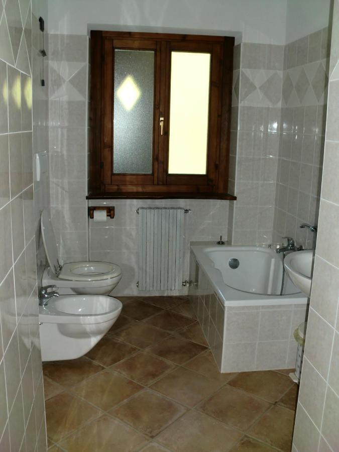 Agriturismo La Meridiana ฟราโบซาซอตตานา ภายนอก รูปภาพ